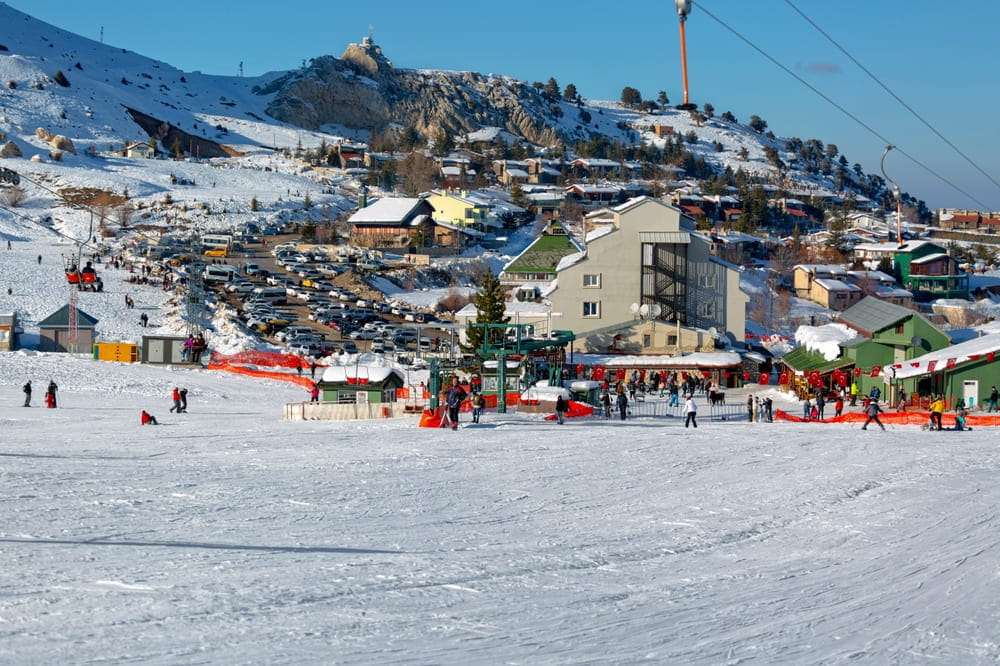 Where Snow Meets the Sun: A Comfortable Transfer Experience to Saklıkent with Seja Group
